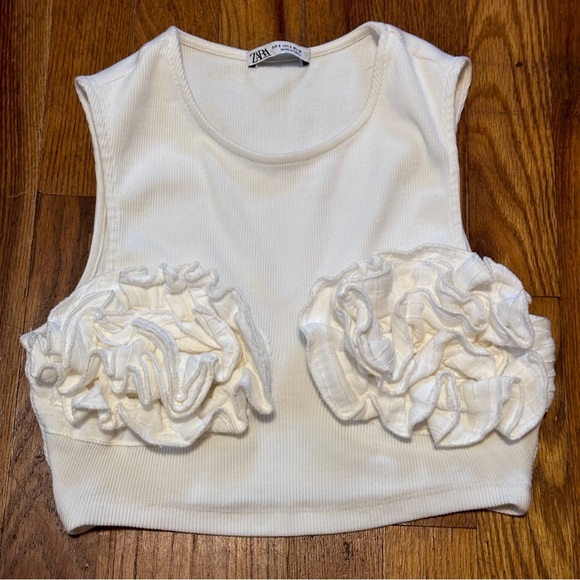 Zara Cream flower ruffle crop top XS-SM - Picture 4 of 5